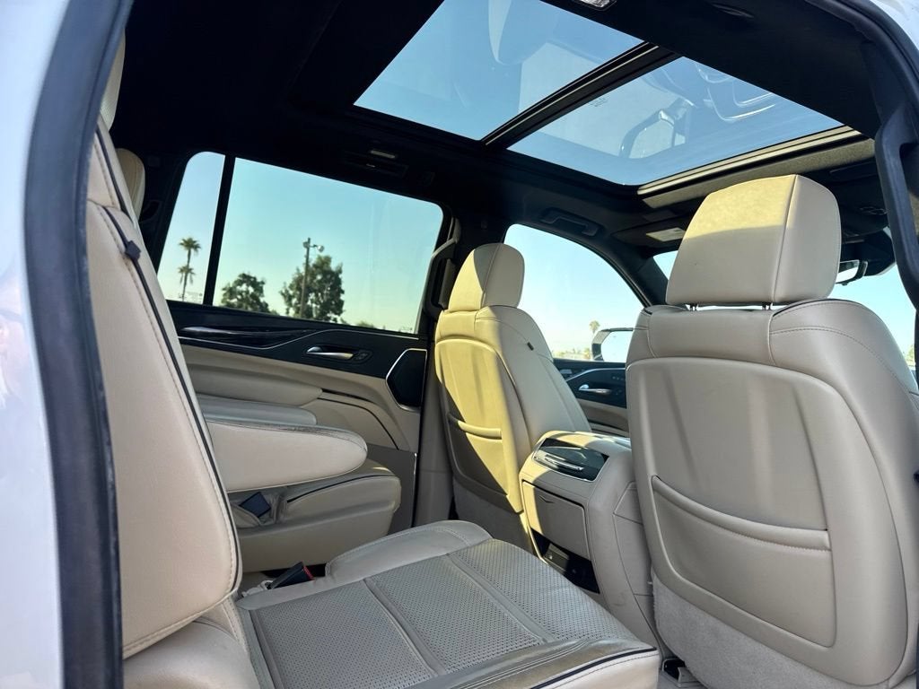 2023 Cadillac Escalade ESV 4WD Premium Luxury