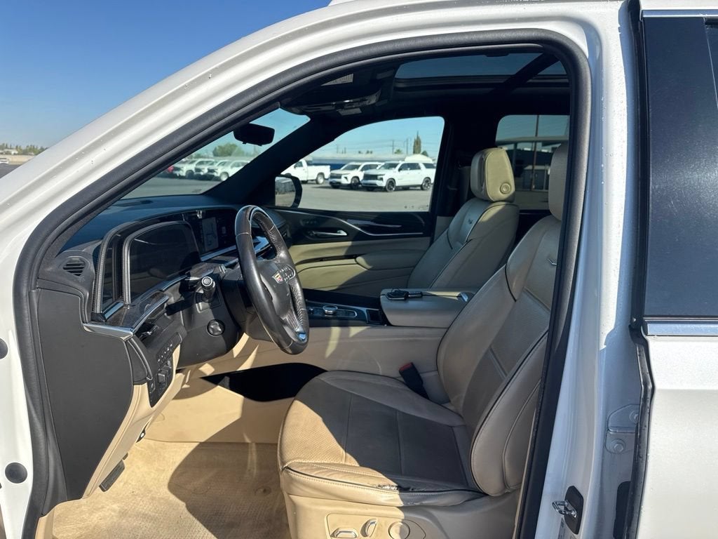 2023 Cadillac Escalade ESV 4WD Premium Luxury