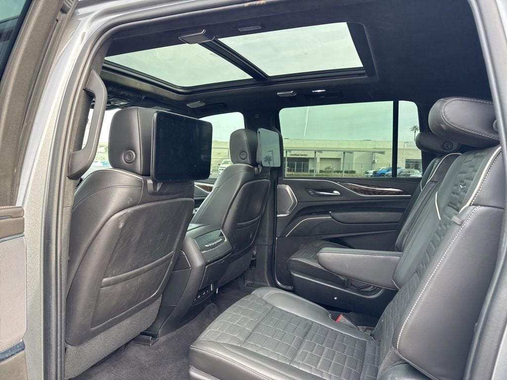 2022 Cadillac Escalade ESV Sport Platinum