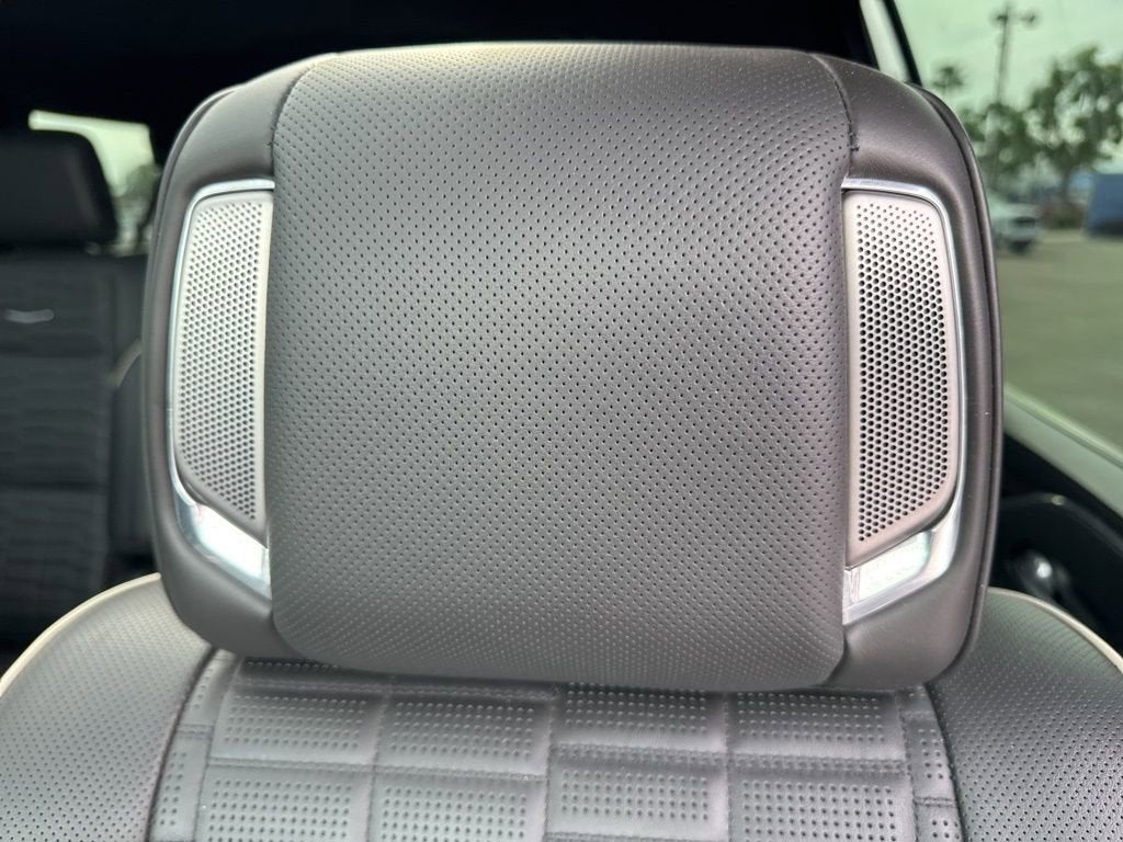 2022 Cadillac Escalade ESV Sport Platinum