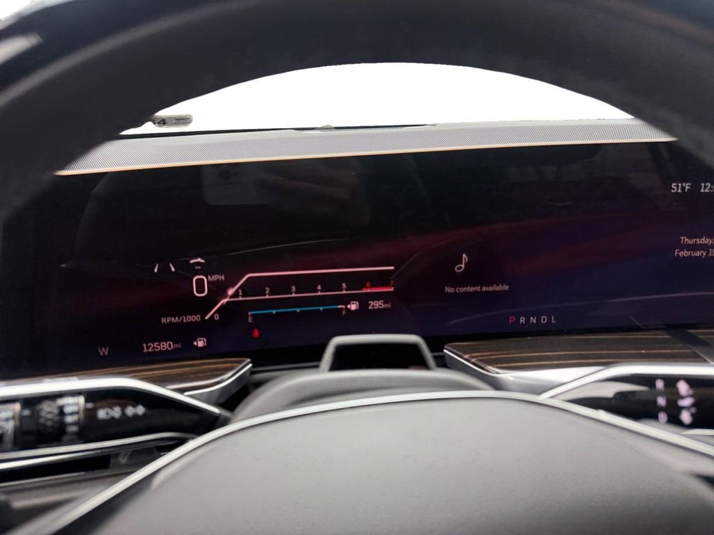 2025 Cadillac Escalade Luxury