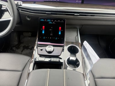 2025 Cadillac Escalade Luxury