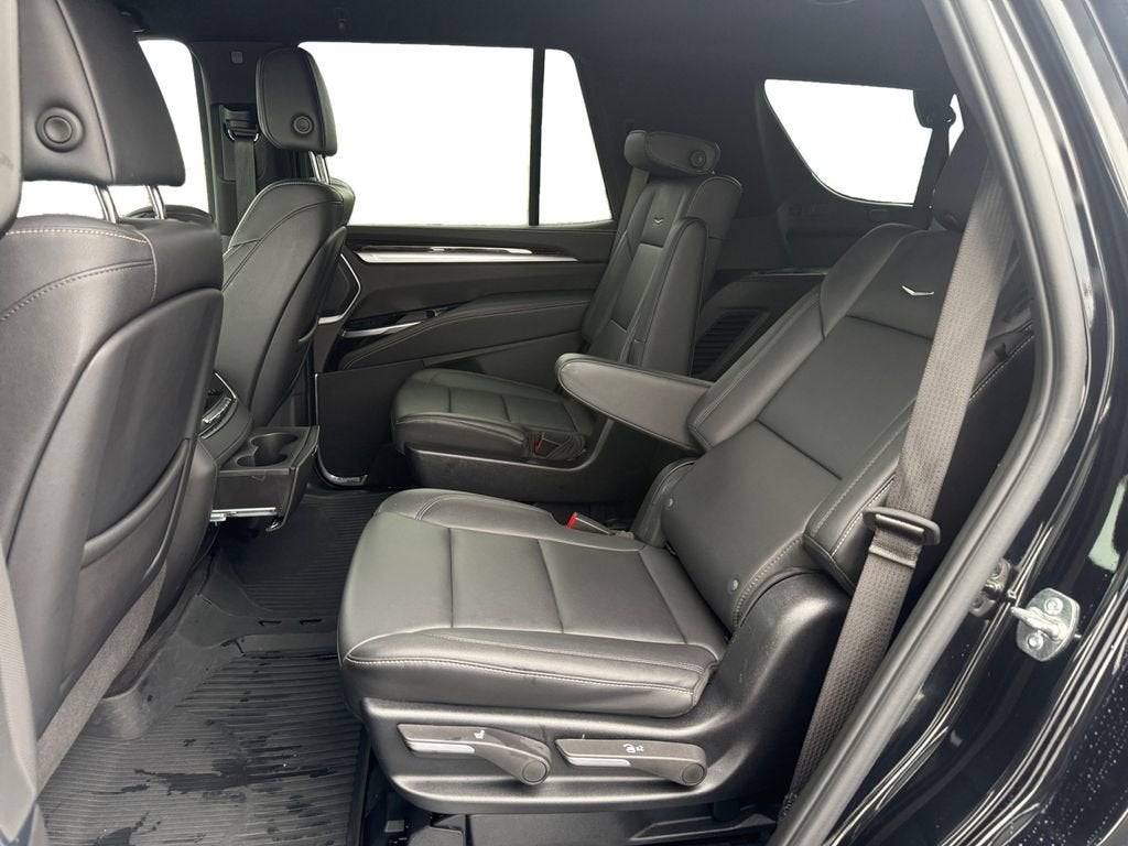 2025 Cadillac Escalade Luxury