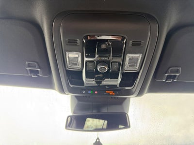 2025 Cadillac Escalade Luxury