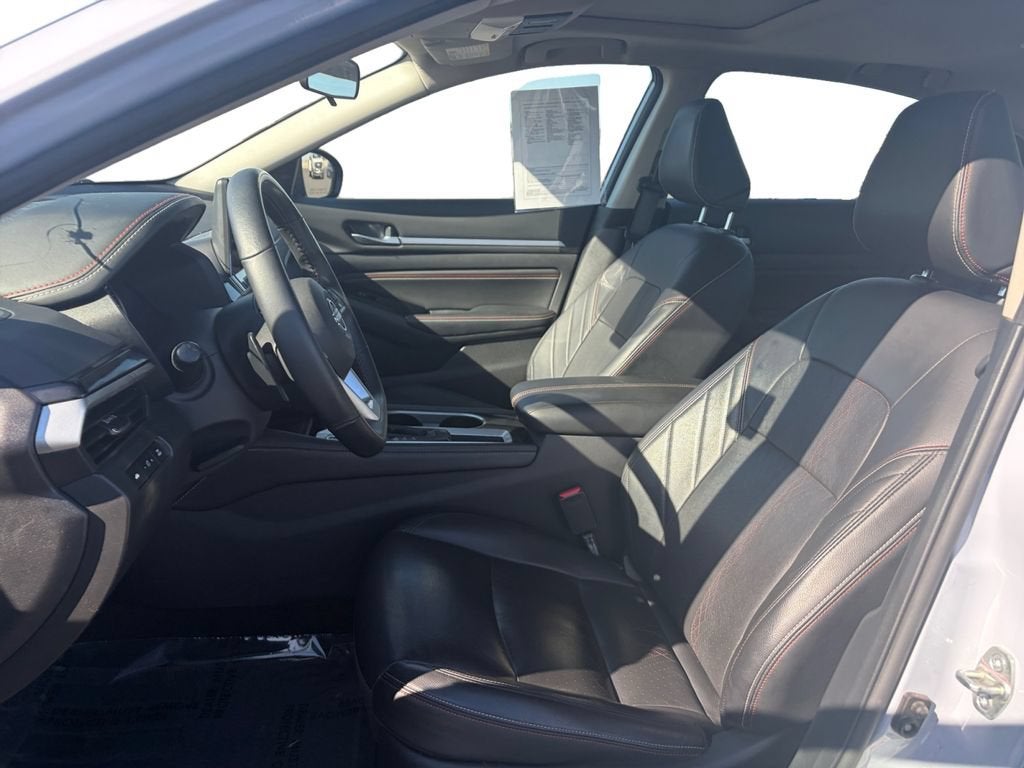 2023 Nissan Altima SR - Photo 10