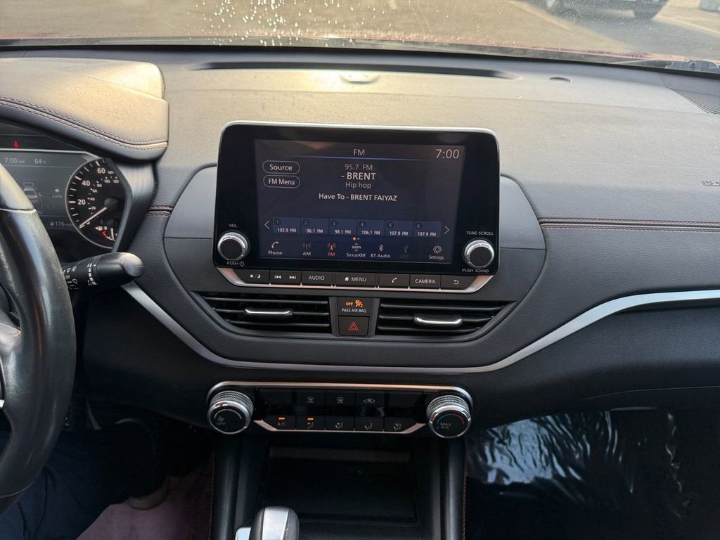 2022 Nissan Altima 2.5 SR