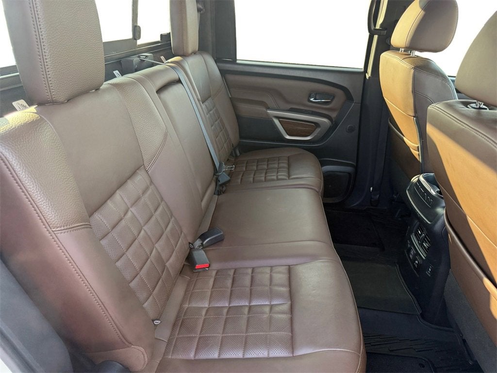 2022 Nissan Titan Platinum Reserve