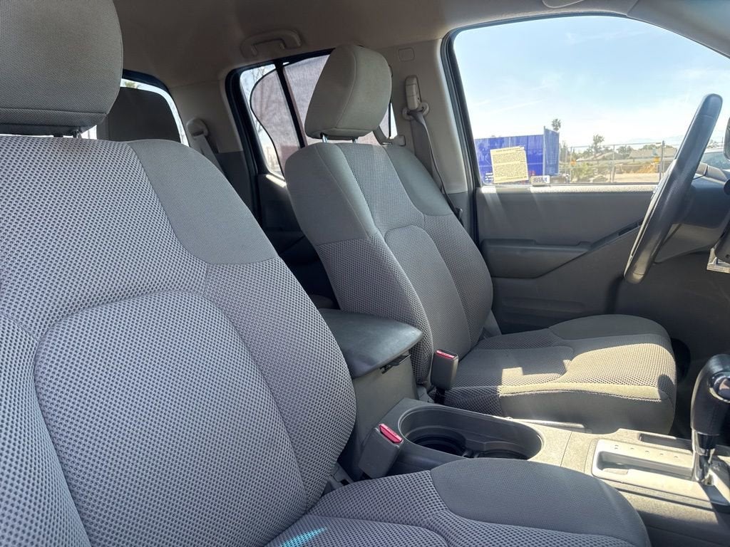 2018 Nissan Frontier SV V6