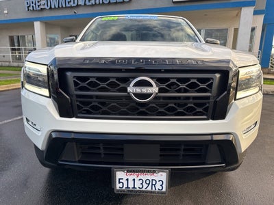 2023 Nissan Frontier SV