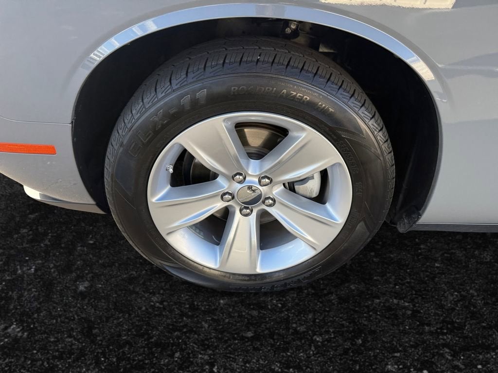 2023 Dodge Challenger SXT