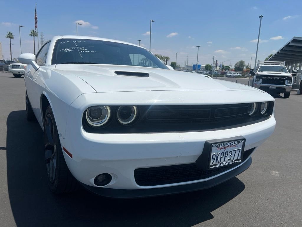 2023 Dodge Challenger SXT Auto's photo