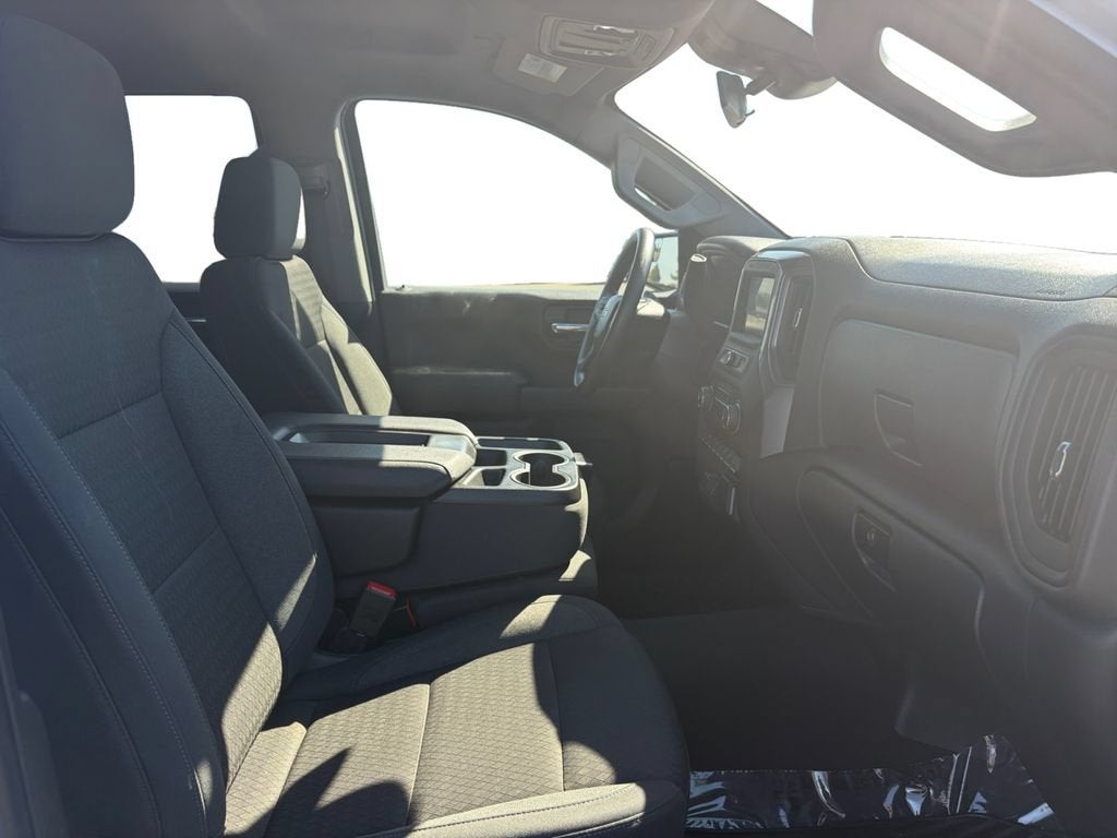 2024 Chevrolet Silverado 1500 Custom - Photo 17