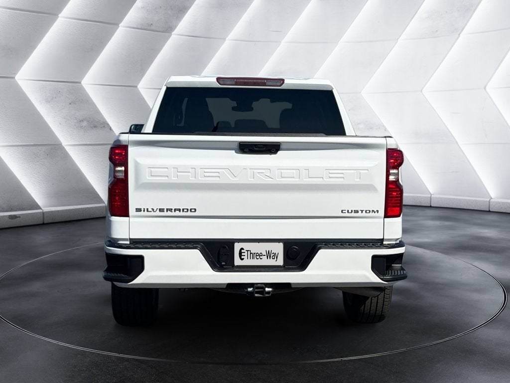 2024 Chevrolet Silverado 1500 Custom - Photo 4