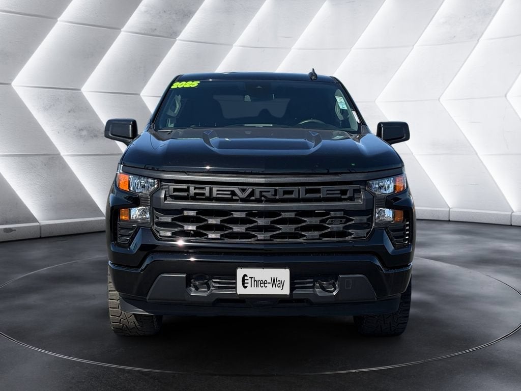 2025 Chevrolet Silverado 1500 Custom