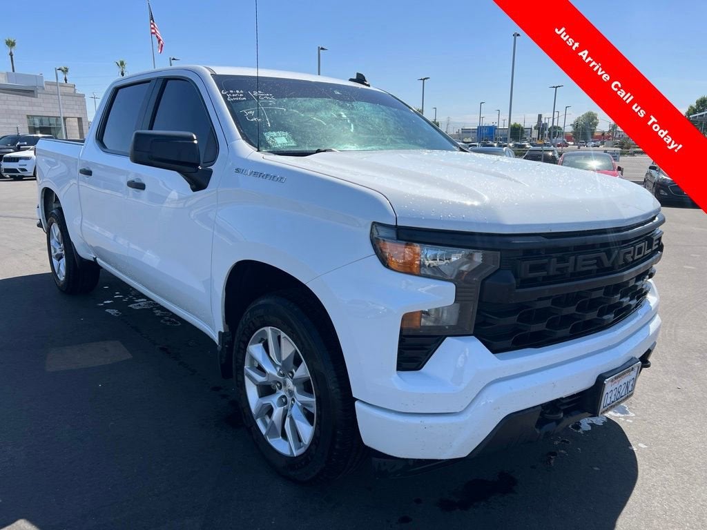 2022 Chevrolet Silverado 1500 Custom Crew Cab Short Box's photo