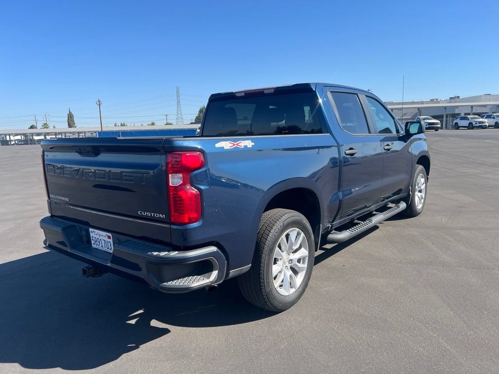 2023 Chevrolet Silverado 1500 Custom