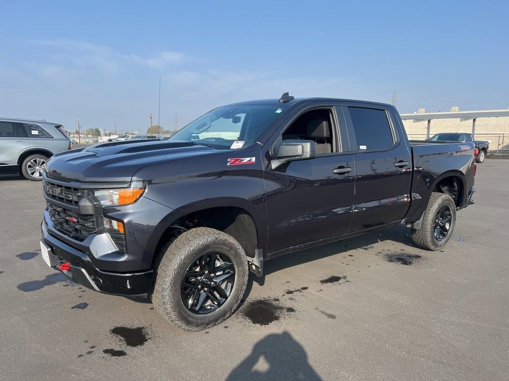 2024 Chevrolet Silverado 1500 Custom Trail Boss