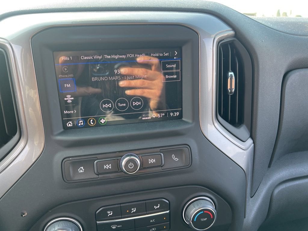 2024 Chevrolet Silverado 1500 Custom Trail Boss