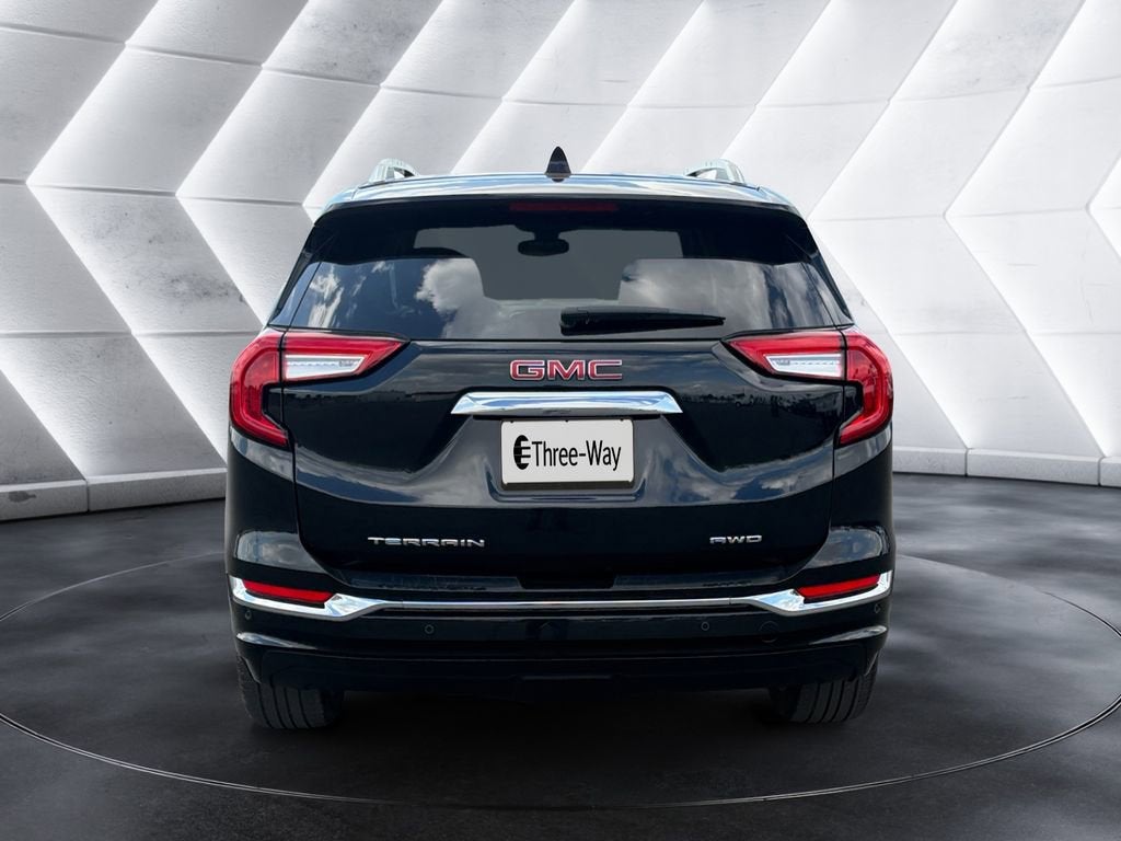 2023 GMC Terrain Denali
