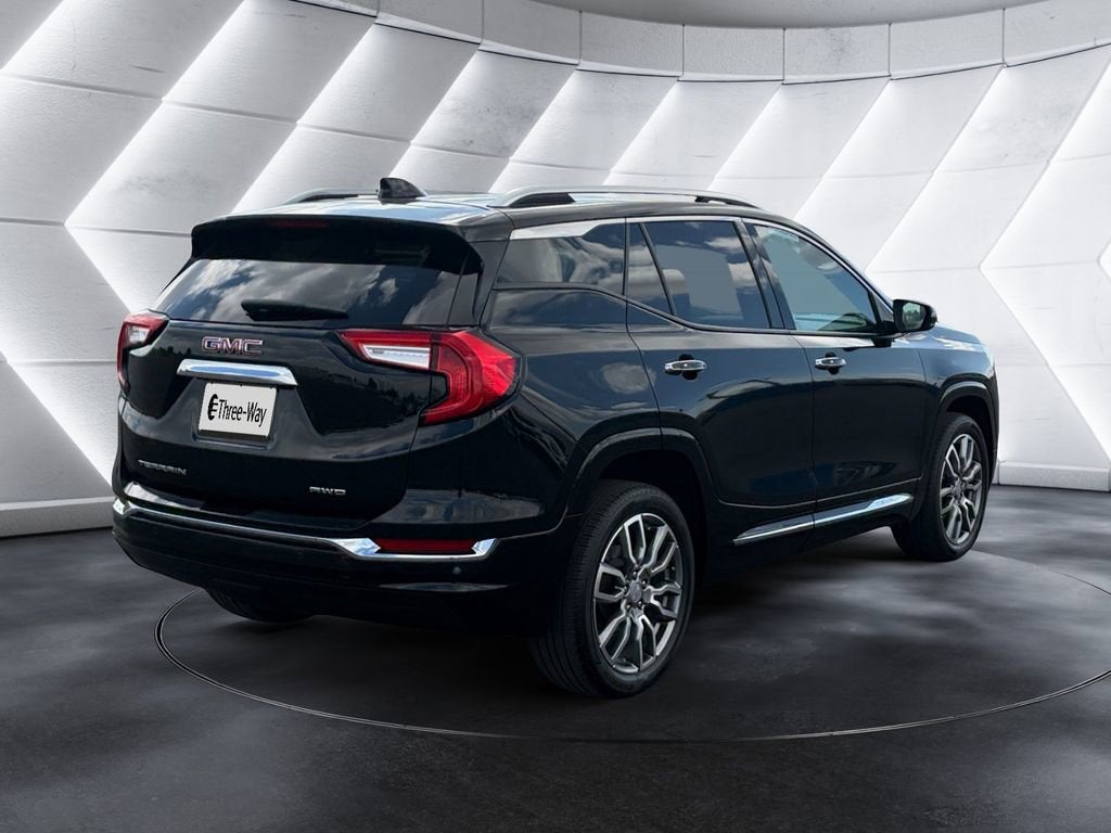 2023 GMC Terrain Denali