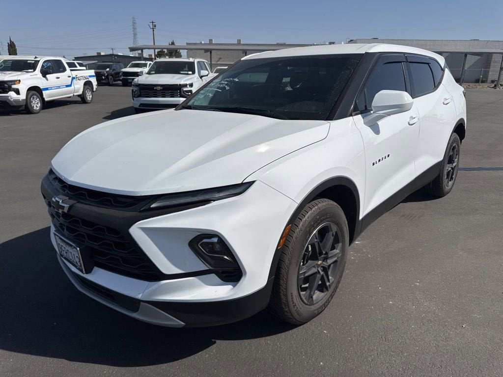 2023 Chevrolet Blazer 2.0T 2LT FWD's photo