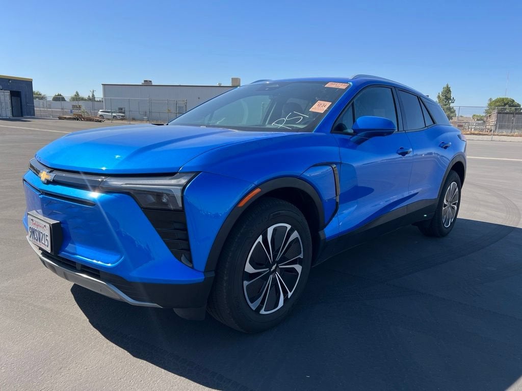 Used 2024 Chevrolet Blazer EV LT with VIN 3GNKDBRJ9RS213305 for sale in Bakersfield, CA