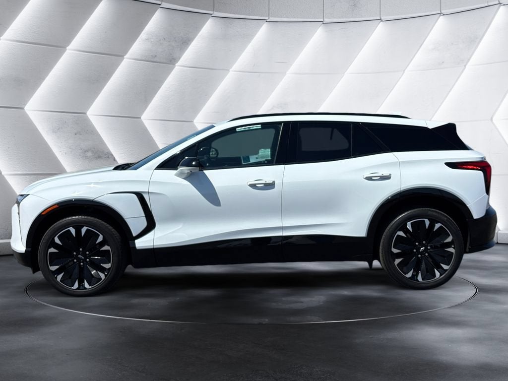 Used 2024 Chevrolet Blazer EV RS with VIN 3GNKDCRJ8RS259004 for sale in Bakersfield, CA