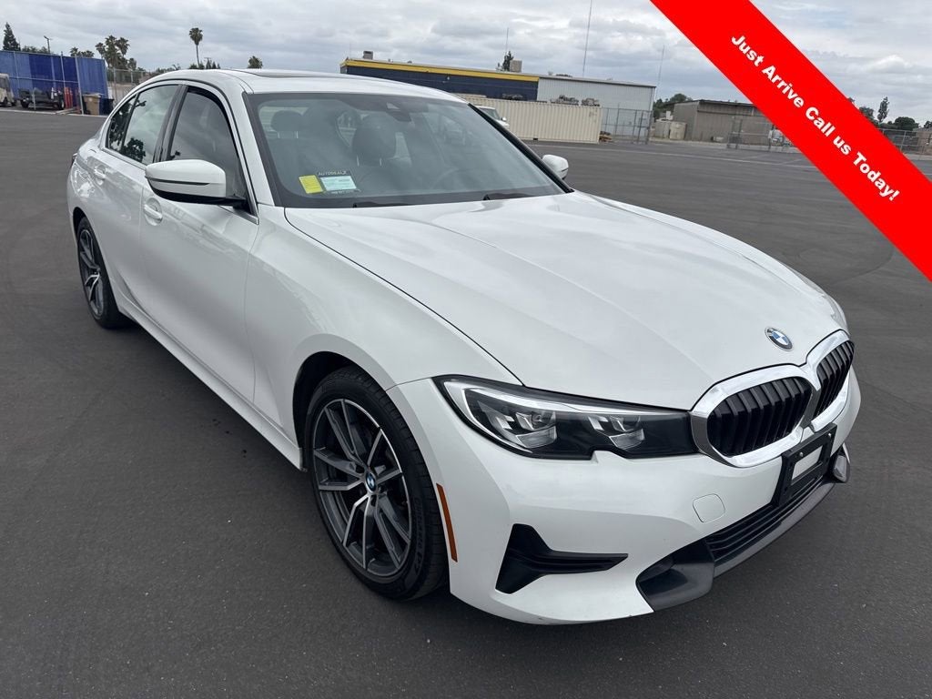 2020 BMW 3 Series 330i Sedan's photo