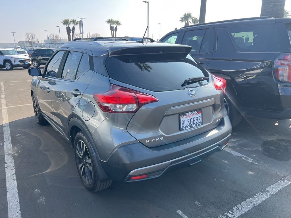 2019 Nissan Kicks SR