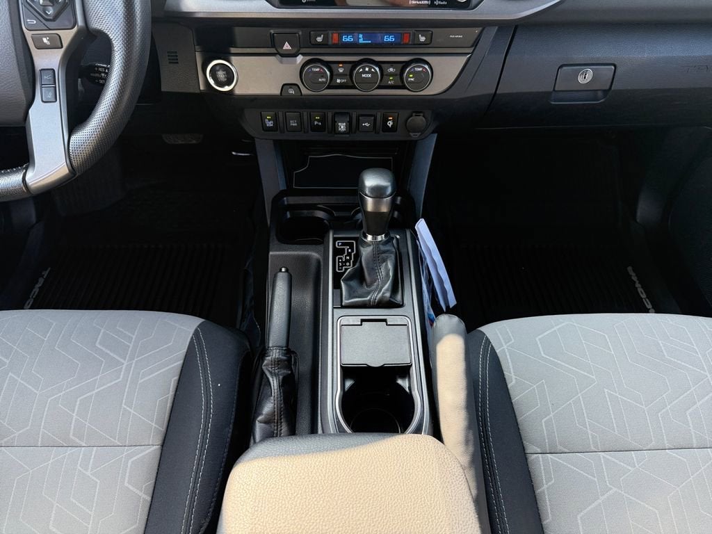 2020 Toyota Tacoma 2WD SR5