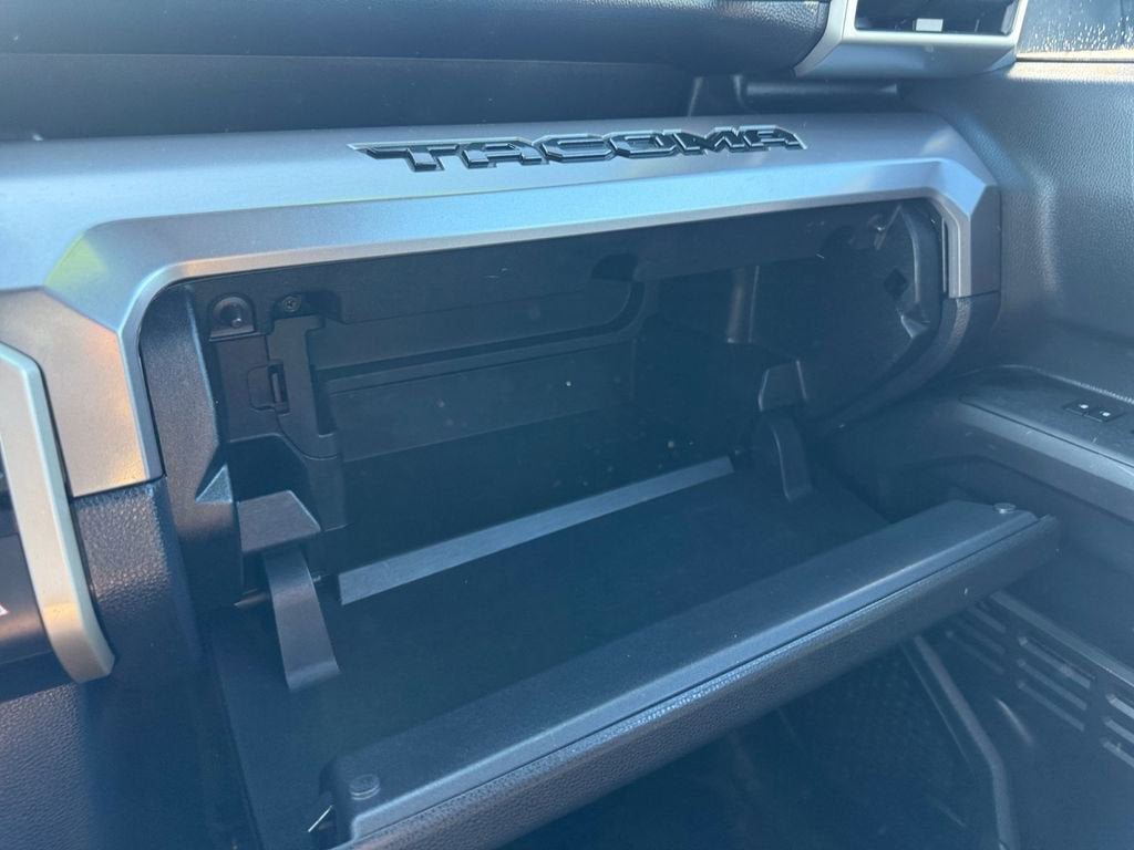 2024 Toyota Tacoma 4WD SR5