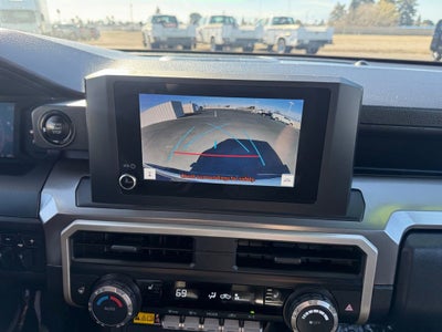 2024 Toyota Tacoma 4WD SR5