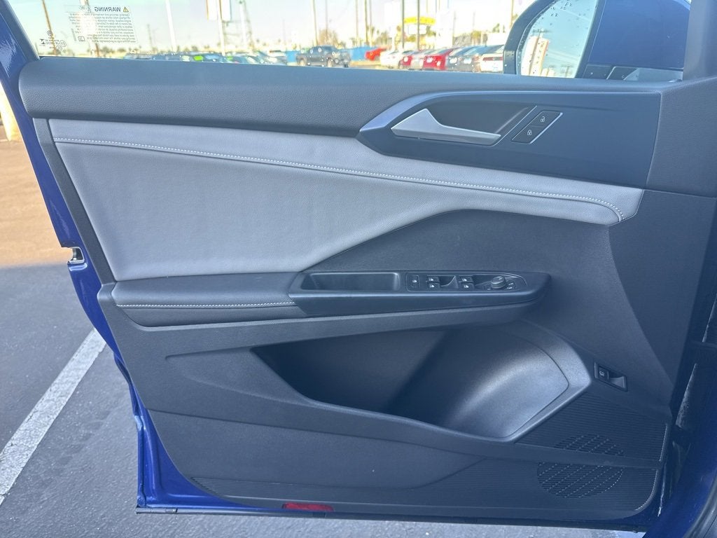 2024 Volkswagen Taos SE