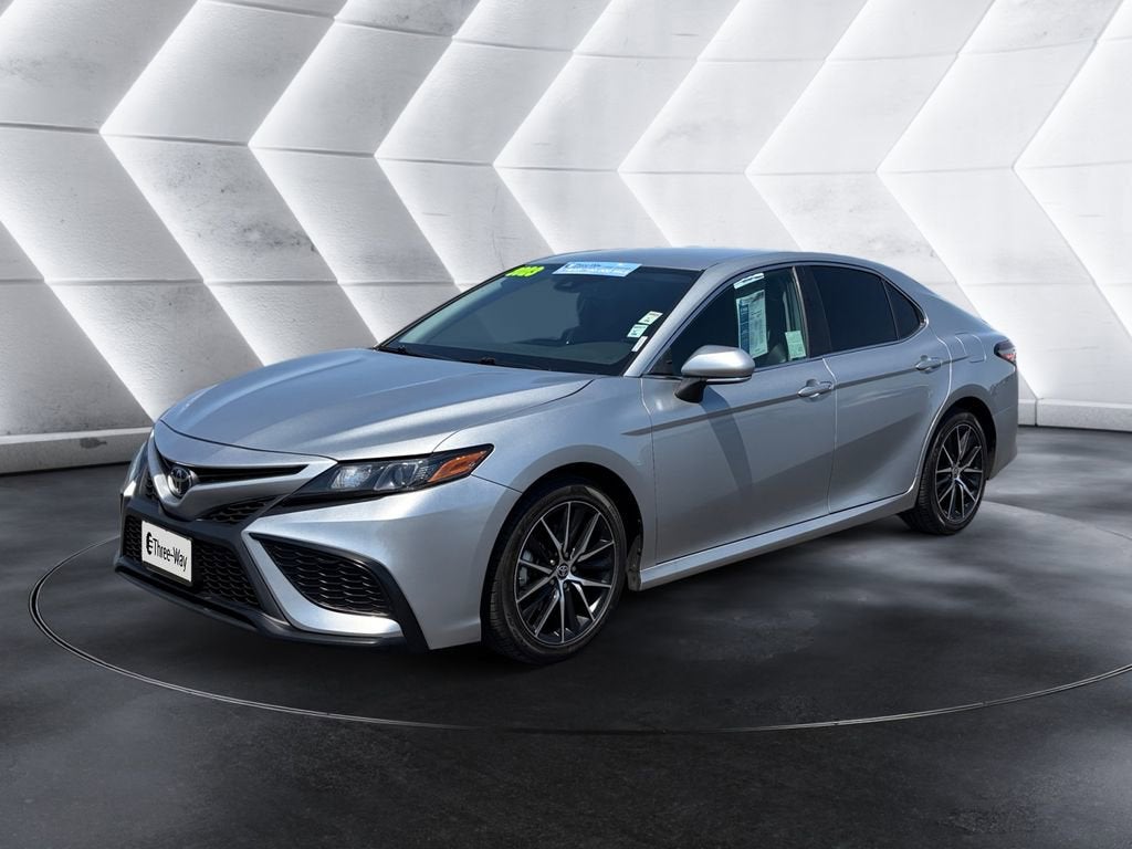 2023 Toyota Camry SE Nightshade Edition