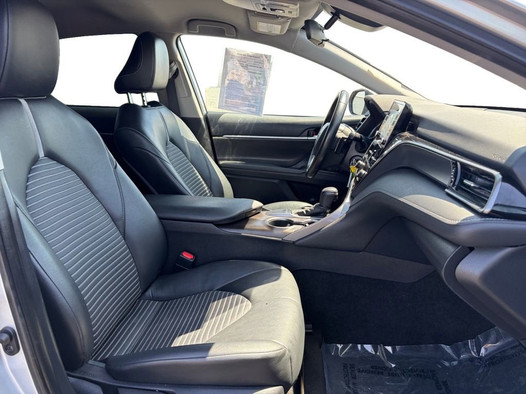2023 Toyota Camry SE Nightshade Edition