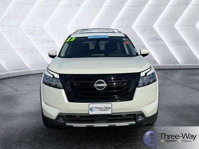 2023 Nissan Pathfinder SL