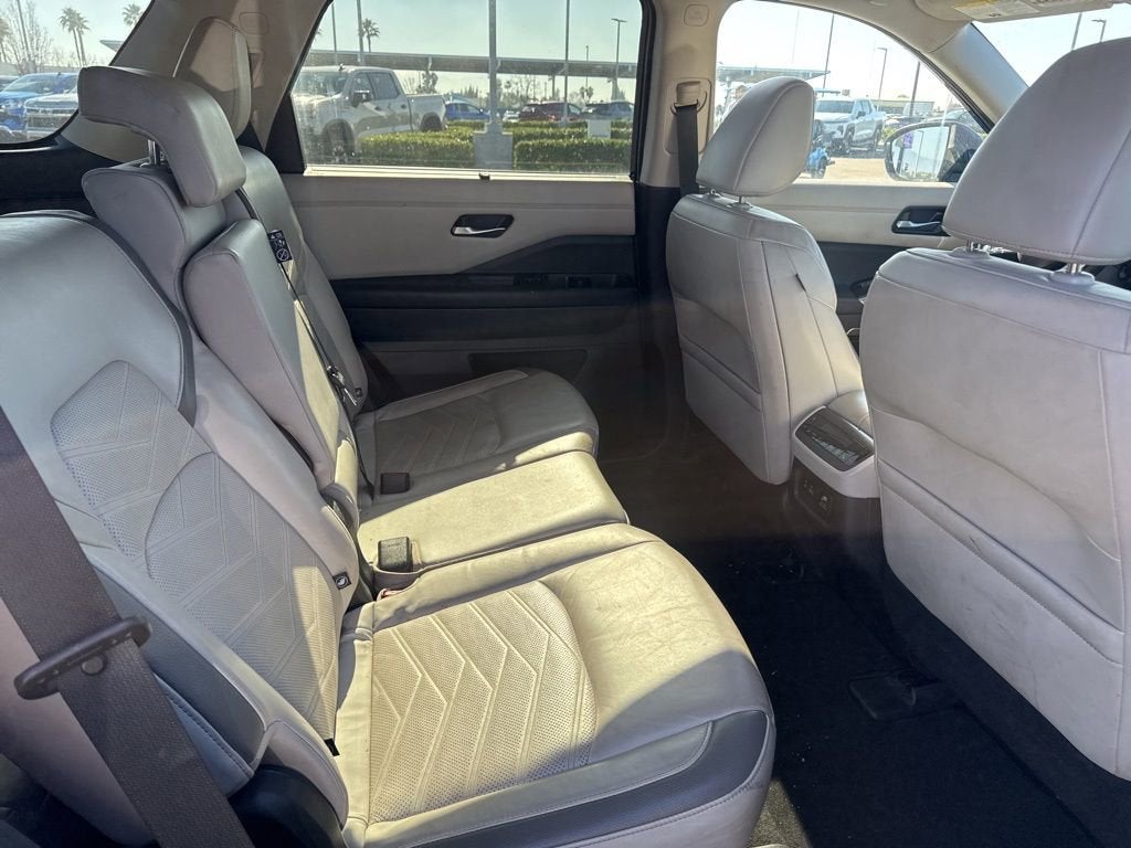 2022 Nissan Pathfinder Platinum