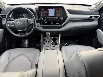 2021 Toyota Highlander Platinum
