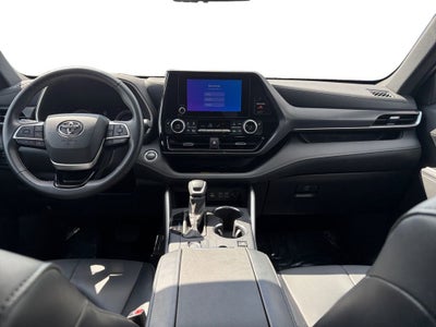 2025 Toyota Highlander LE
