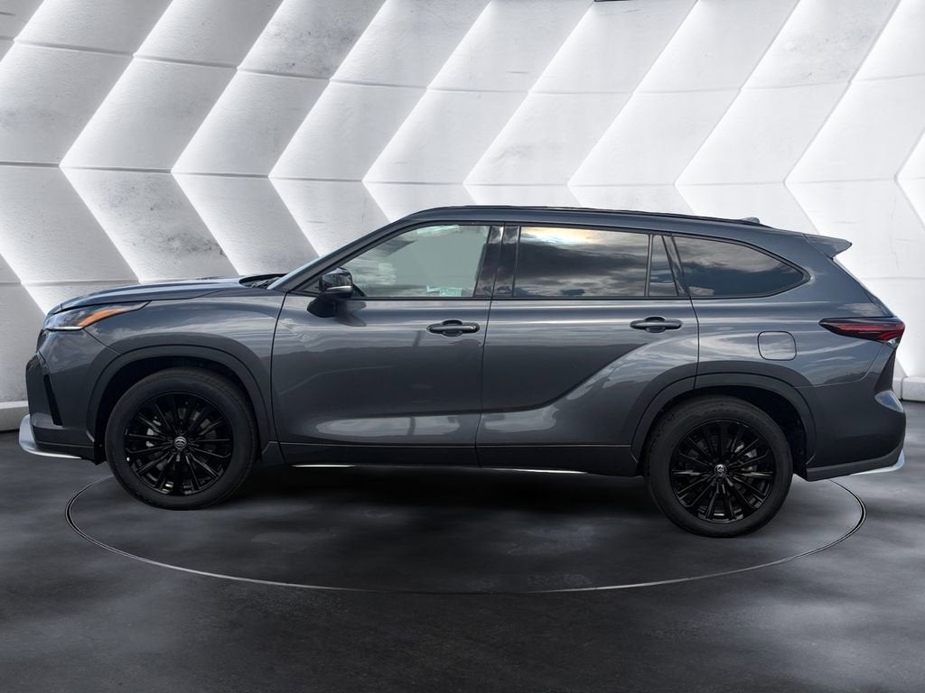 2025 Toyota Highlander LE