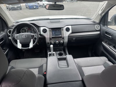 2017 Toyota Tundra 4WD SR5