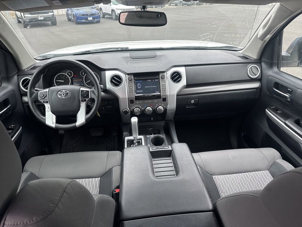 2017 Toyota Tundra 4WD SR5