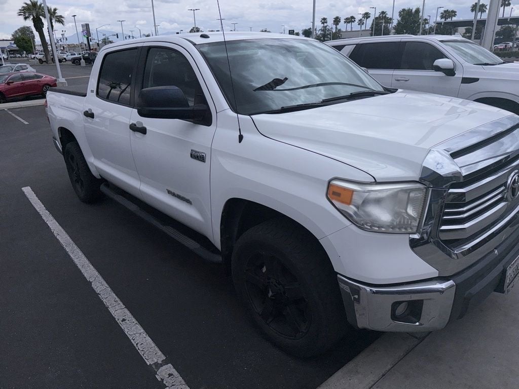 2017 Toyota Tundra 4WD SR5