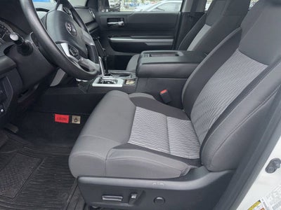 2017 Toyota Tundra 4WD SR5