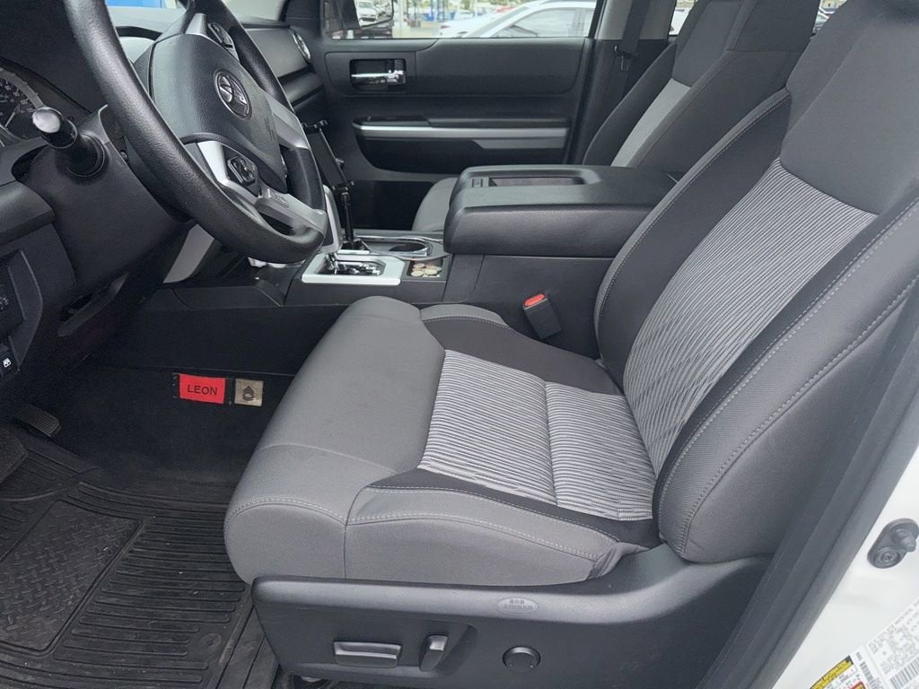 2017 Toyota Tundra 4WD SR5