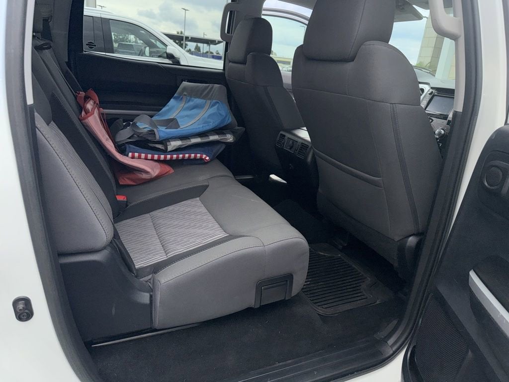 2017 Toyota Tundra 4WD SR5