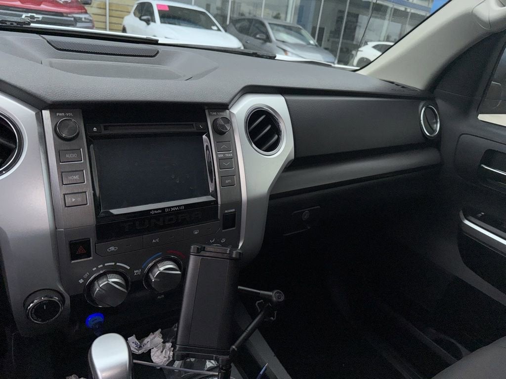 2017 Toyota Tundra 4WD SR5