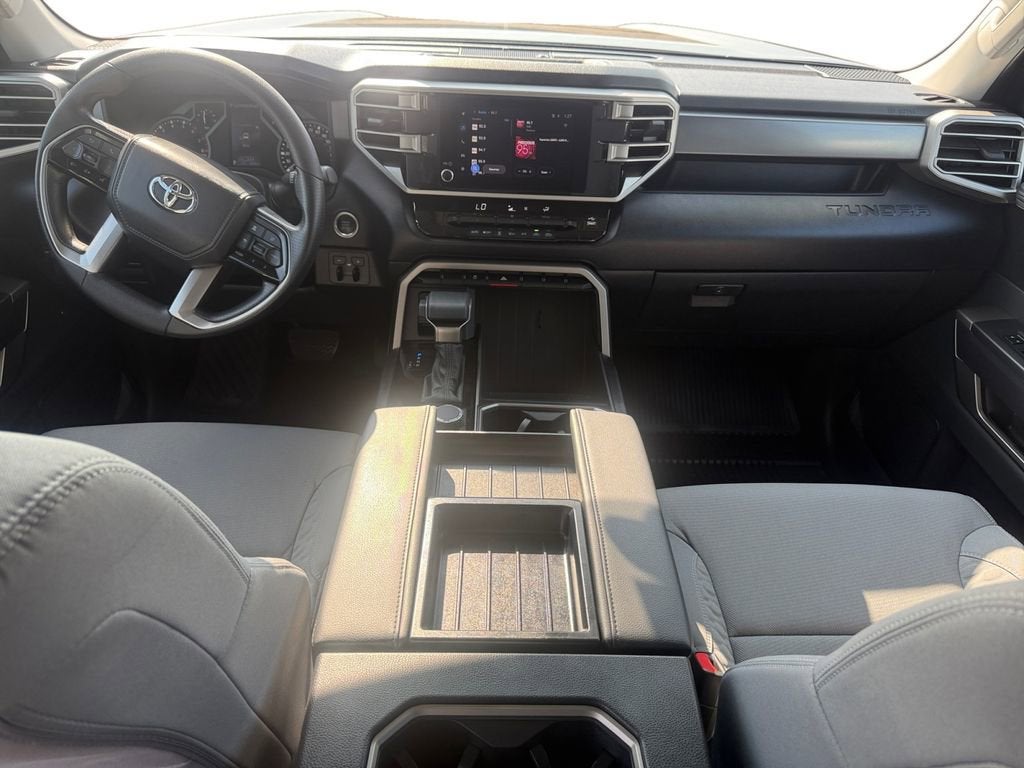 2024 Toyota Tundra 4WD SR5