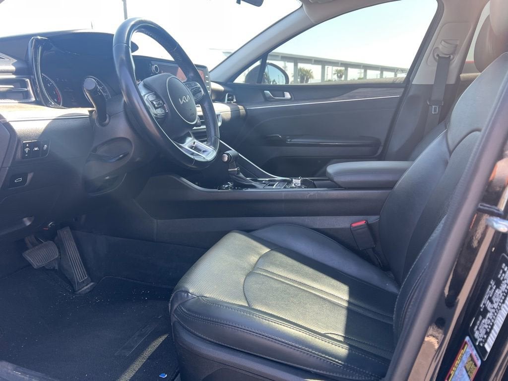2022 Kia K5 EX