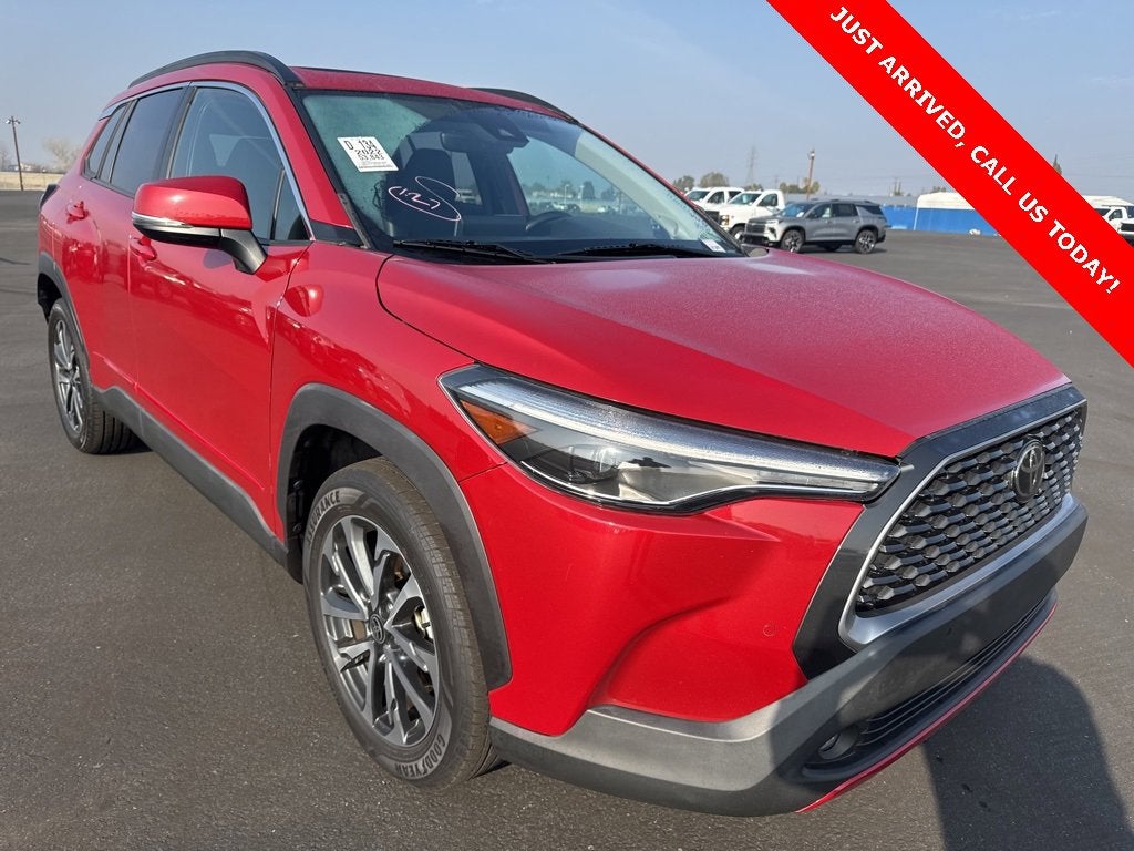 2022 Toyota Corolla Cross XLE
